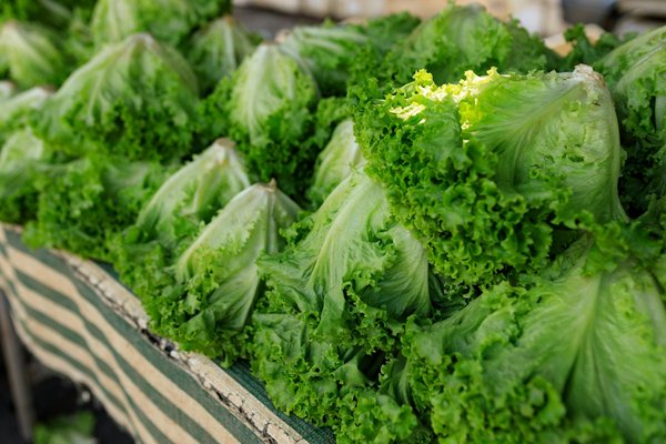 Hoe integreren slimme apparaten zich in moderne keukens?